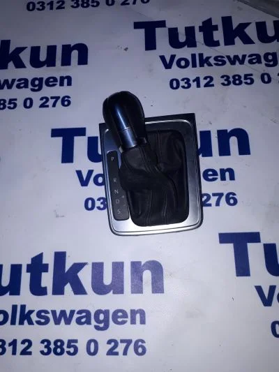 VW GOLF 7 ÇIKMA ORJİNAL OTOMATİK VİTES TOPUZU 5G1 713 203 J