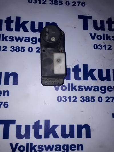 1H0962257J VOLKSWAGEN POLO HB MERKEZİ KİLİT POMPASI