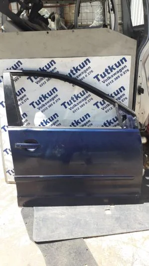 VW POLO 2004-2010 MODEL LACİVERT RENKTE HATASIZ SAĞ ÖN KAPI