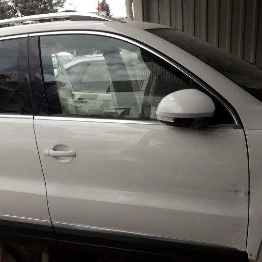 VW TİGUAN SAĞ ÖN KAPI