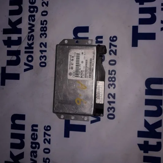 VW PASSAT OTOMATİK ŞANZIMAN BEYNİ 4B0927156BL