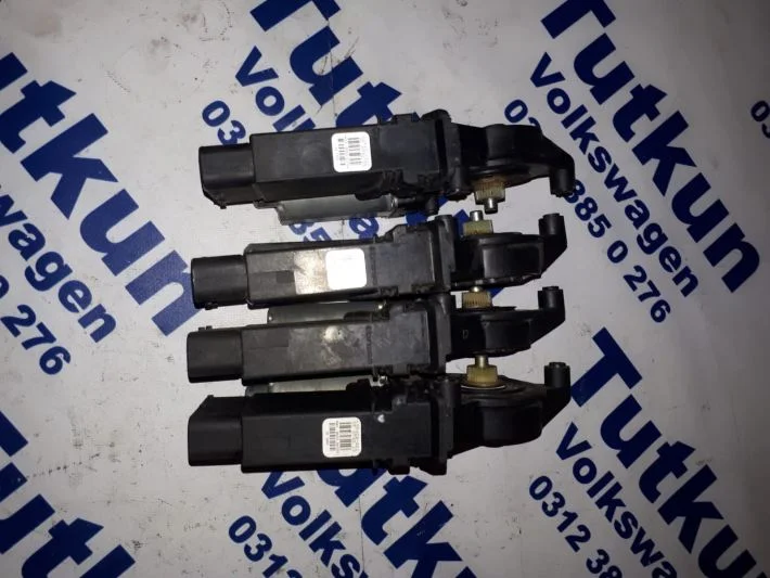 105411302 SKODA OCTAVİA CAM MOTORU
