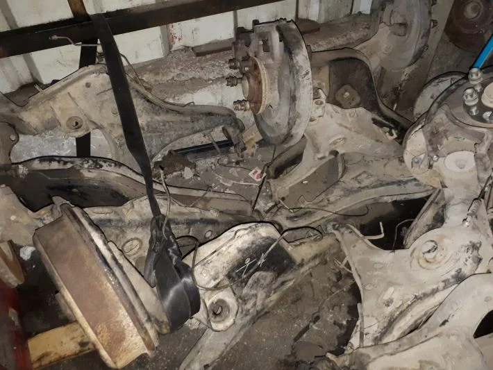 VW TRANSPORTER T4 1996-2003 ARKA DİNGİL -TORSİYON DEMİRİ
