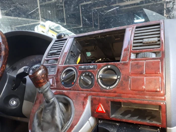 VW TRANSPORTER T5 KLİMA DÜĞMESİ
