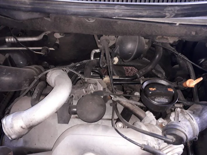 VOLKSWAGEN TRANSPORTER T.5 2.5 AXD MOTOR TURBO