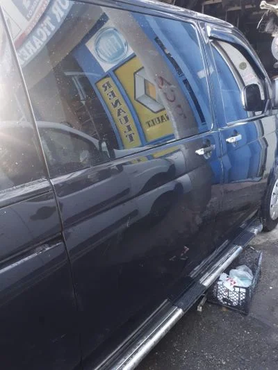 VW TRANSPORTER T5-T6 SİYAH RENK SÜRGÜLÜ KAPI