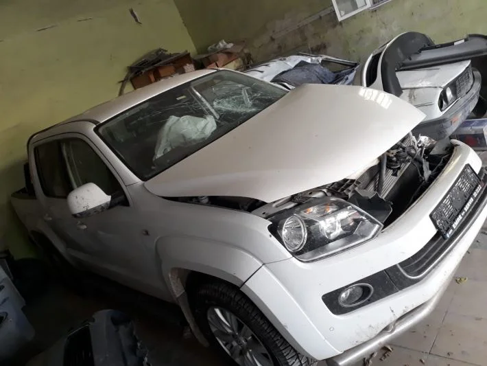 VW AMAROK ÇIKMA ORJİNAL SAĞ ÖN ÇAMURLUK