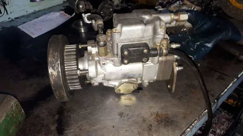 VW TRANSPORTER 7 FİŞ MAZOT POMPASI