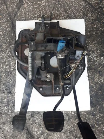 VW TRANSPORTER T4 PEDAL SACI