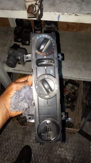 VW VOLKSWAGEN CRAFTER KALÖRİFER KUMANDA PANELİ