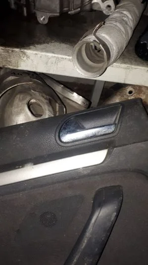 VW GOLF 5 SOL ARKA KAPI AÇMA KOLU