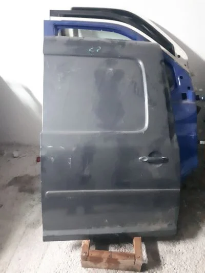 VW CADDY ÇIKMA ORJİNAL SAĞ SÜRGÜLÜ KAPI