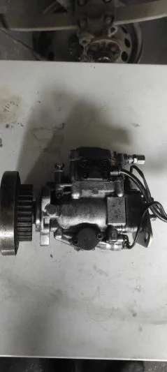 VW TRANSPORTER T4 -LT35 VOLT 2.5 TDİ 10 FİŞ MAZOT POMPASI