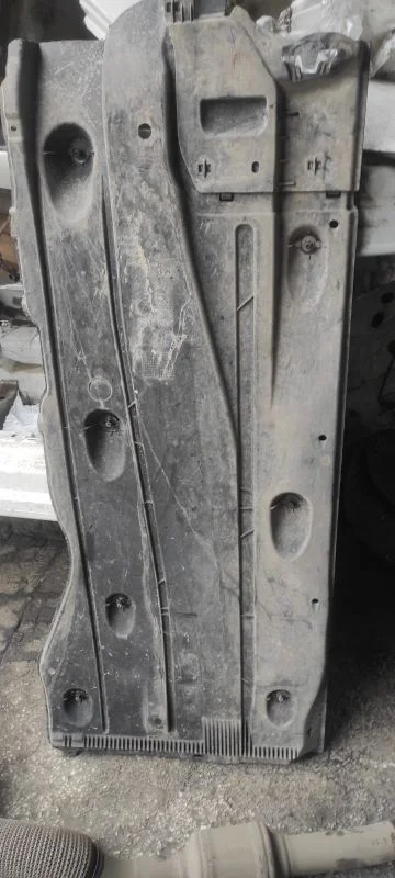 VOLKSWAGEN T-ROC ALT TABAN KORUMA PLASTİĞİ